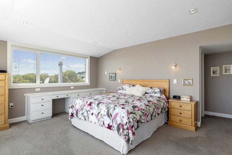 Photo of property in 211 Major Hornbrook Road, Mount Pleasant, Christchurch, 8081