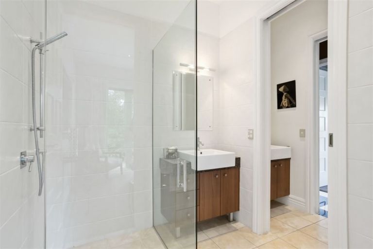 Photo of property in 54 Idris Road, Fendalton, Christchurch, 8052