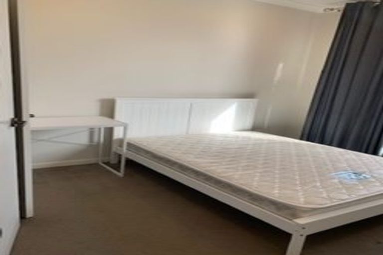 Photo of property in 3 Lisnoble Road, Flat Bush, Auckland, 2019