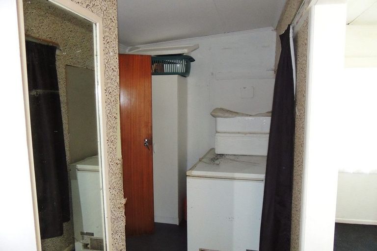 Photo of property in 138 Newcastle Street, Mahia, 4198