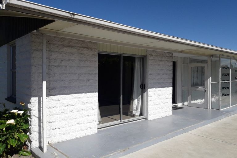 Photo of property in 2/33 Guinness Crescent, Ilam, Christchurch, 8041