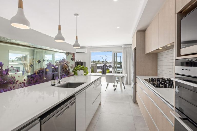 Photo of property in 19 Kuku Avenue, Red Beach, 0932