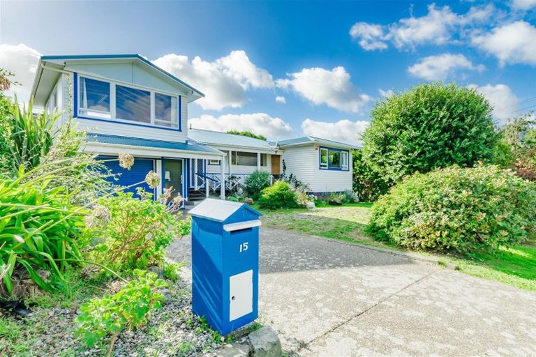 Photo of property in 15 Te Miti Street, Paekakariki, 5034