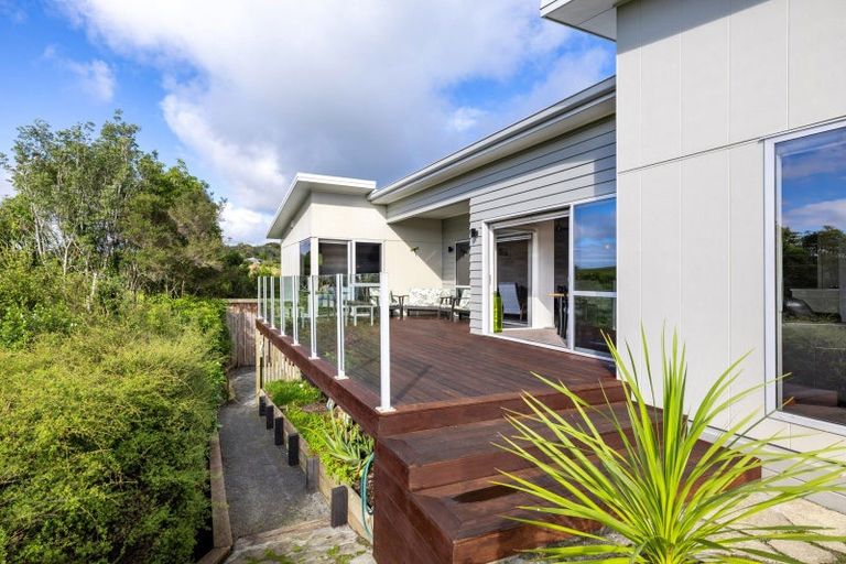 Photo of property in 5c Sunshine Rise, Raglan, 3225