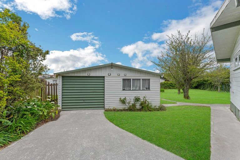 Photo of property in 5 Orpheus Place, Papakura, 2110