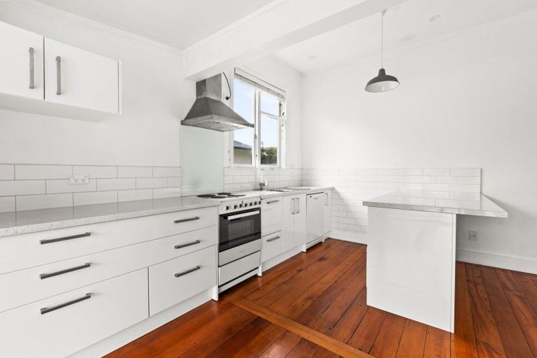 Photo of property in 55 Nelson Crescent, Napier South, Napier, 4110