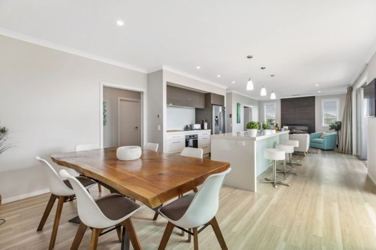 Photo of property in 173 The Boulevard, Papamoa Beach, Papamoa, 3118