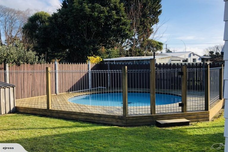 Photo of property in 29 Sheridan Crescent, Leamington, Cambridge, 3432