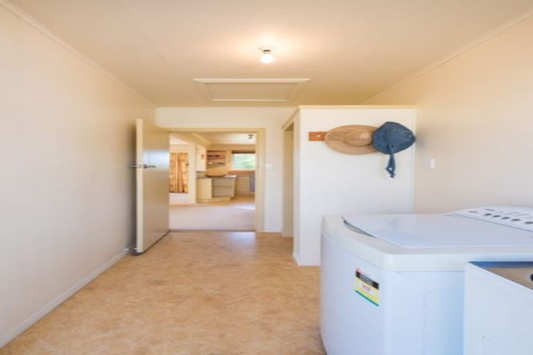 Photo of property in 6 Waimarama Street, Waikawa, Picton, 7220