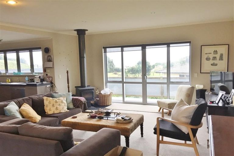 Photo of property in 22 Longbeach Drive, Castlecliff, Whanganui, 4501