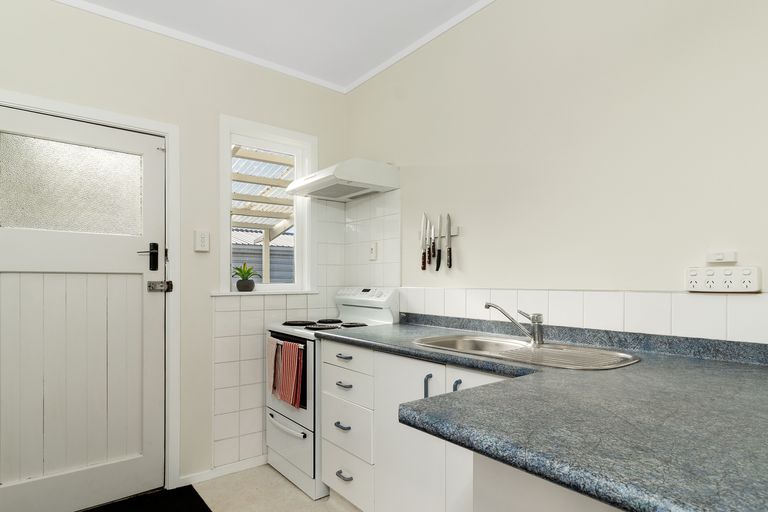 Photo of property in 28 Smith Street, Frankton, Hamilton, 3204