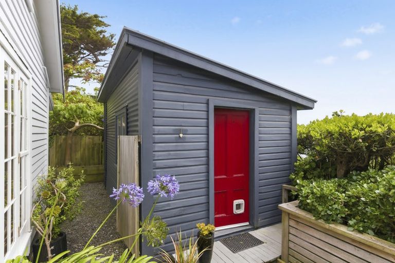 Photo of property in 5a Paneta Street, Paekakariki, 5034