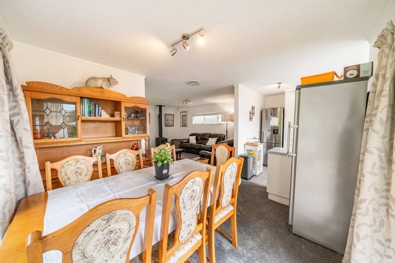 Photo of property in 2/19 James Grove, Stokes Valley, Lower Hutt, 5019