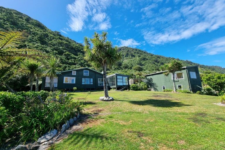 Photo of property in 2187 Coast Road, Barrytown, Runanga, 7873