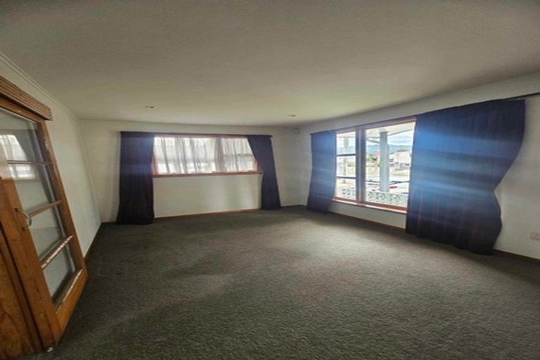 Photo of property in 105 Taita Drive, Avalon, Lower Hutt, 5011