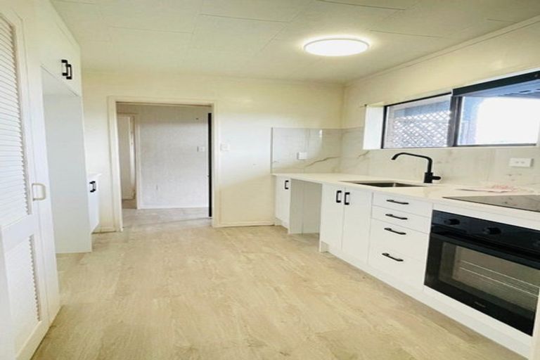 Photo of property in 1/2 Jutland Road, Manurewa, Auckland, 2102