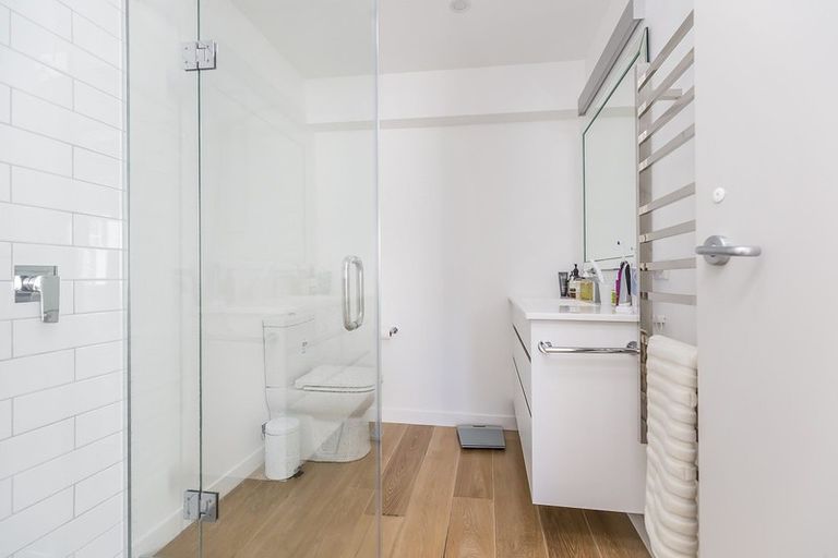 Photo of property in St Pauls Apartments, 112/43 Mulgrave Street, Thorndon, Wellington, 6011