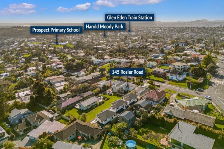Photo of property in 145 Rosier Road, Glen Eden, Auckland, 0602