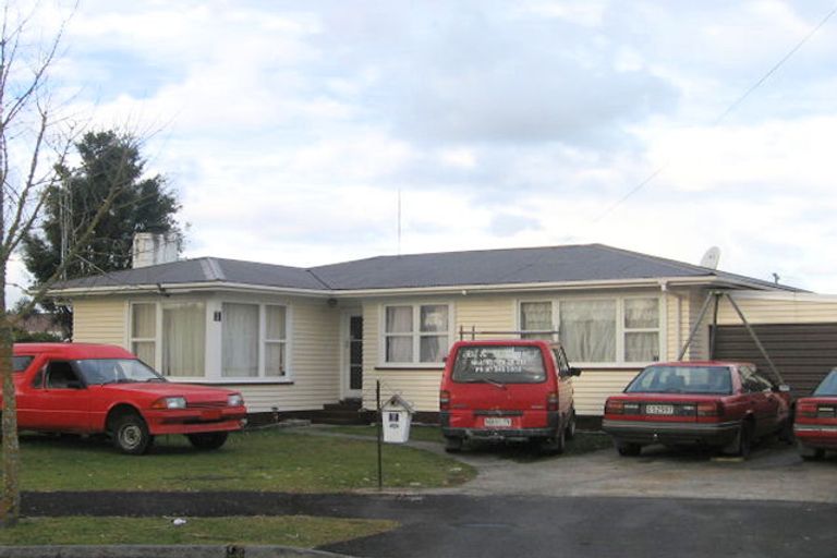 Photo of property in 16 Thornton Place, Melville, Hamilton, 3206
