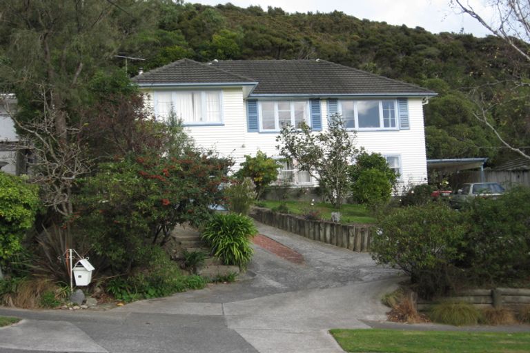 Photo of property in 60 Hay Street, Naenae, Lower Hutt, 5011