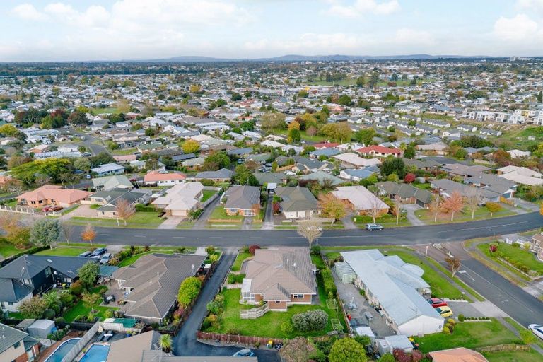 Photo of property in 48 Bartholomew Drive, Nawton, Hamilton, 3200