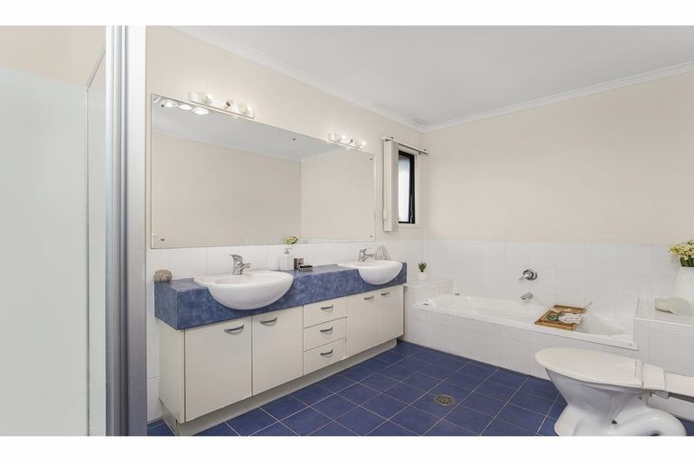 Photo of property in 2 Quarter Deck Lane, Gulf Harbour, Whangaparaoa, 0930