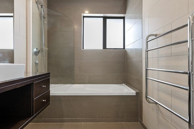 Photo of property in 5/7 Robins Road, Judea, Tauranga, 3110