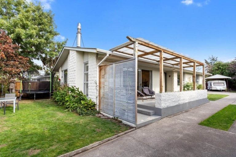 Photo of property in 10 Douglas Street, Rangiora, 7400