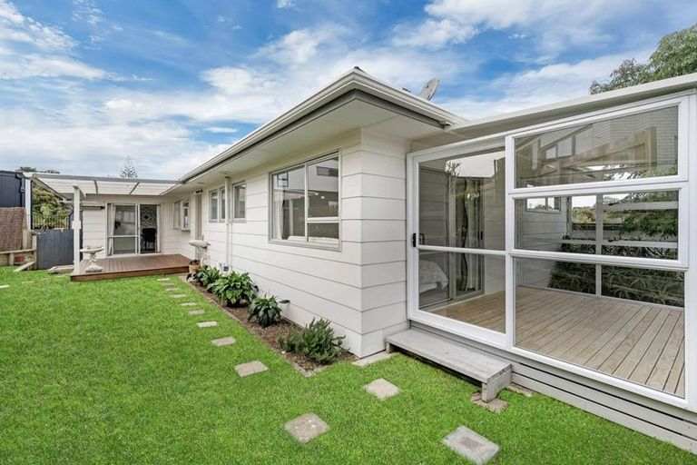 Photo of property in 4 Bacot Place, Howick, Auckland, 2014