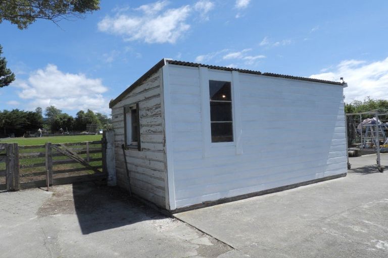 Photo of property in 15 Easons Road, Hampden, 9410