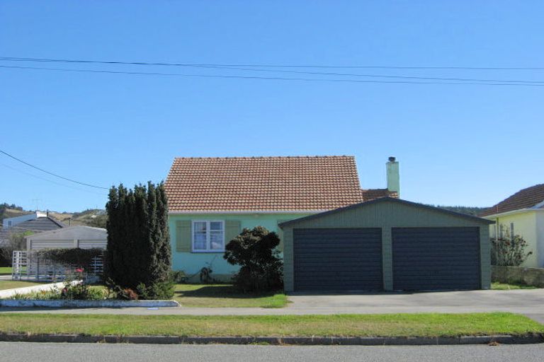 Photo of property in 44 Leith Street, Oamaru North, Oamaru, 9400