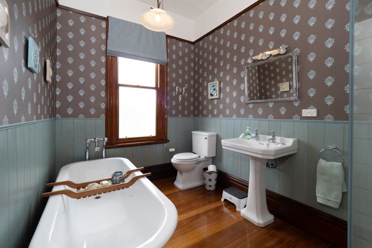 Photo of property in 74 Cameron Street, Ashburton, 7700