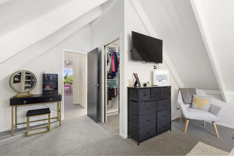 Photo of property in 68 Eskdale Road, Papakowhai, Porirua, 5024