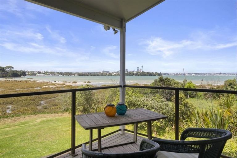 Photo of property in 16a Birkley Road, Bayswater, Auckland, 0622