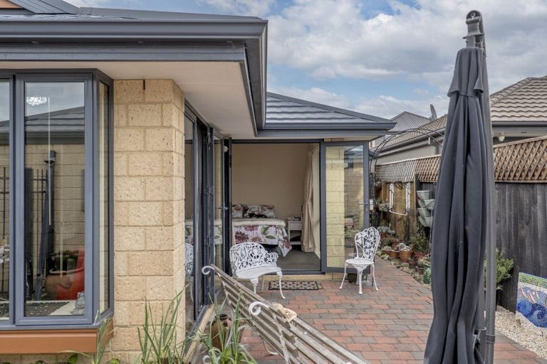 Photo of property in 12c Grassmere Street, Papanui, Christchurch, 8052