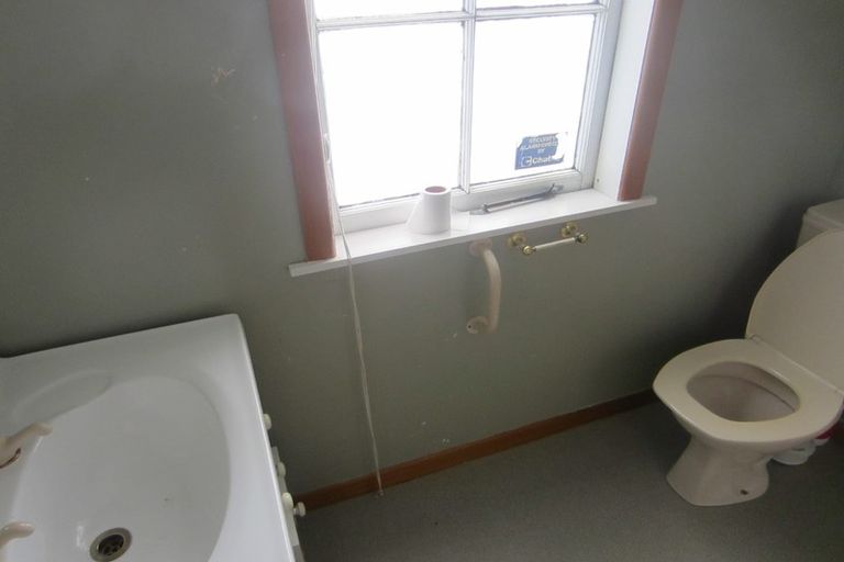 Photo of property in 62 Paremata Crescent, Paremata, Porirua, 5024