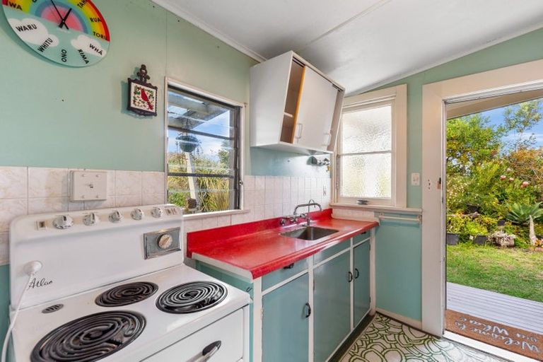 Photo of property in 31 Shortt Street, Foxton Beach, Foxton, 4815