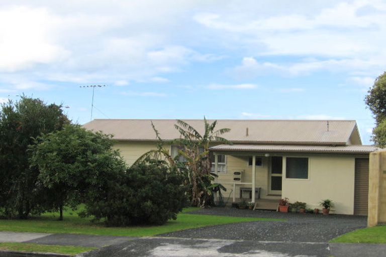 Photo of property in 5 Sunburst Avenue, Snells Beach, 0920