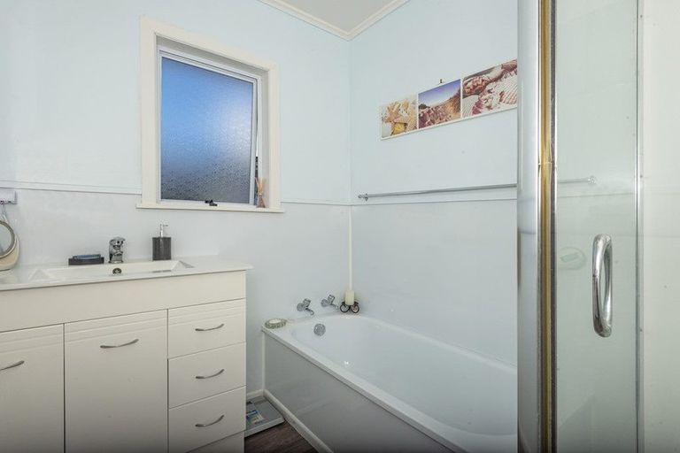 Photo of property in 2 Erin Street, Tikipunga, Whangarei, 0112