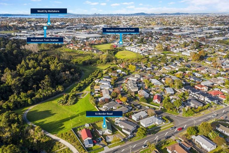 Photo of property in 51 Border Road, Henderson, Auckland, 0612
