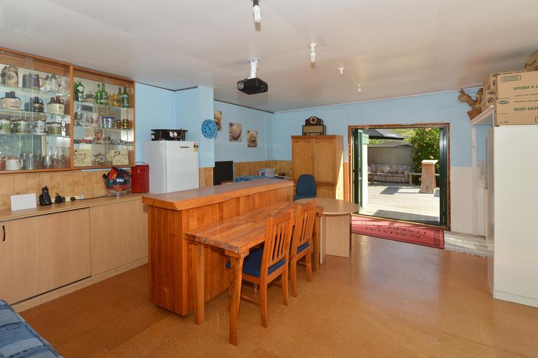 Photo of property in 1305c Matapouri Road, Matapouri, Whangarei, 0173