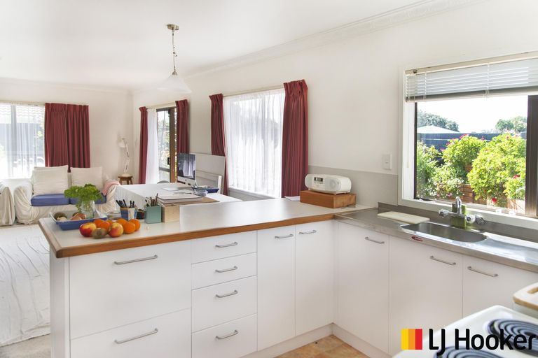 Photo of property in 1/529 Weymouth Road, Weymouth, Auckland, 2103