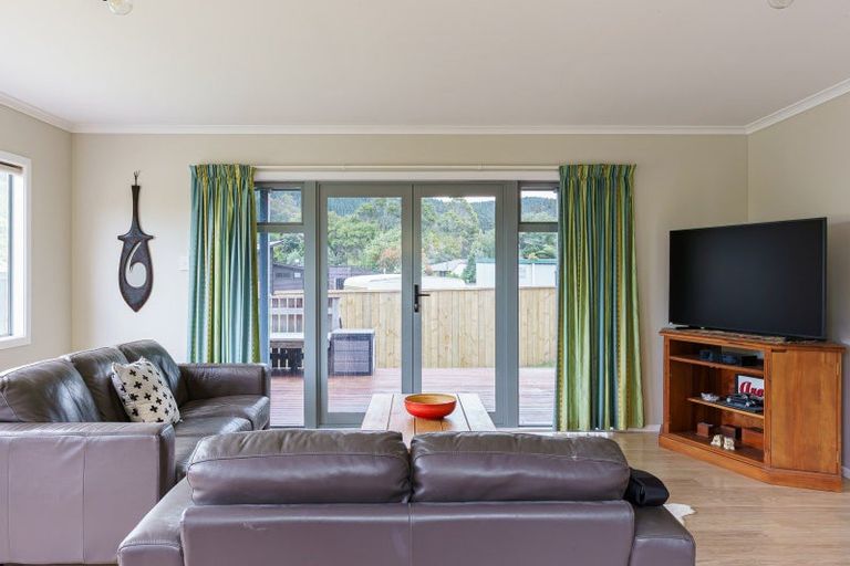 Photo of property in 4 Nga Manu Place, Tangoio, Napier, 4181