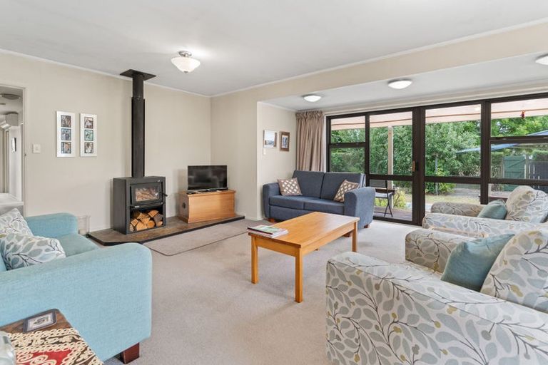 Photo of property in 15 Lowes Place, Solway, Masterton, 5810