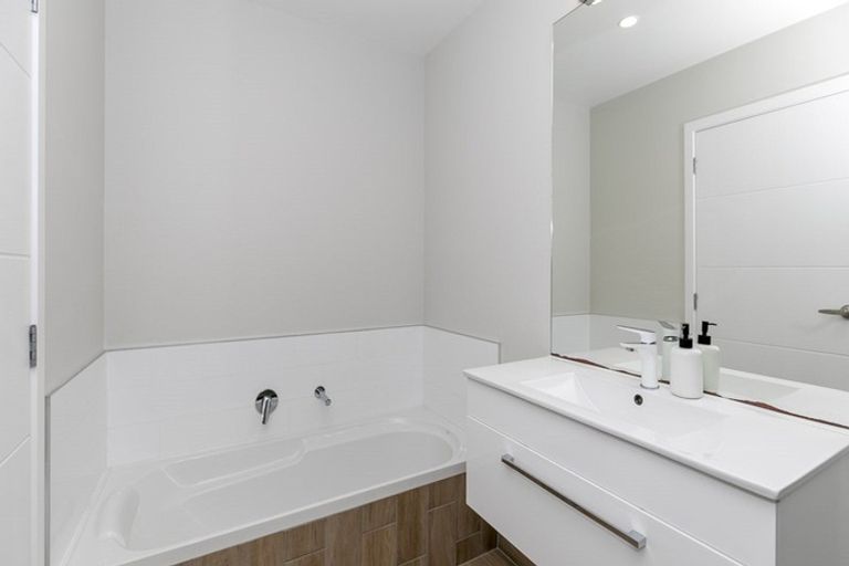 Photo of property in 29b Shrule Place, Huntington, Hamilton, 3210