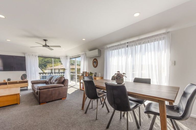 Photo of property in 19 Turners Road, Waikawa, Picton, 7220