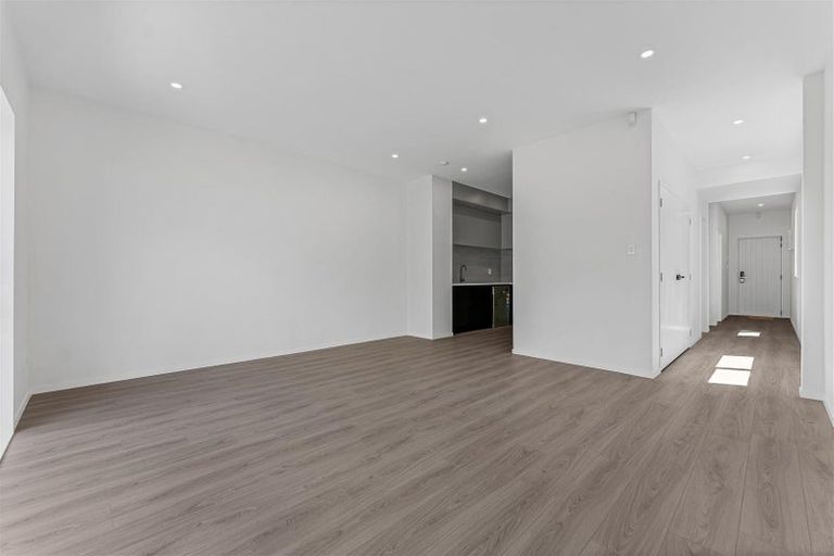 Photo of property in 17b Waka Ama Road, Karaka, Papakura, 2113