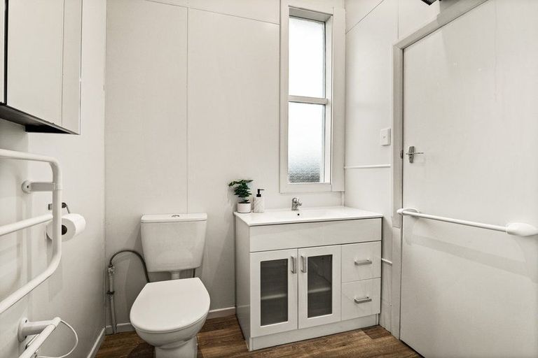 Photo of property in 4 Rugby Street, Saint Kilda, Dunedin, 9012