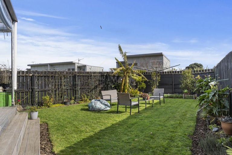 Photo of property in 1/11 Volta Place, Clendon Park, Auckland, 2103