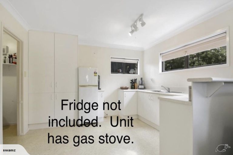 Photo of property in 26 Kingsclere Place, Goodwood Heights, Auckland, 2105